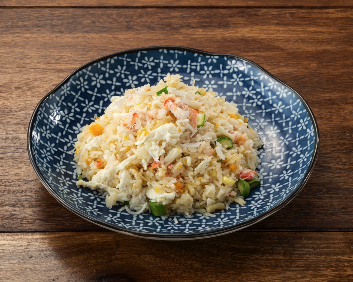 Crab meat and dried scallops with fried rice with egg